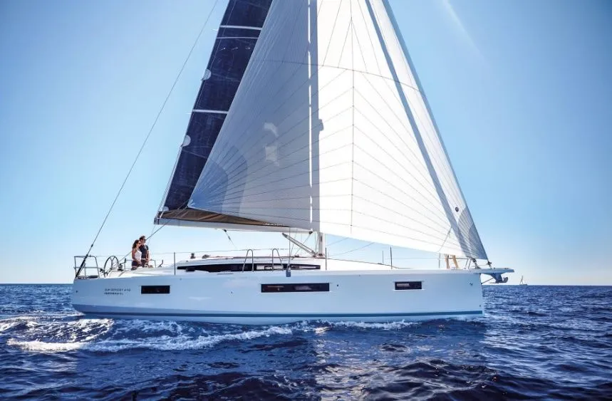 12.35m Portoferraio Sailing Yacht Jeanneau Sun Odyssey 410 Hire