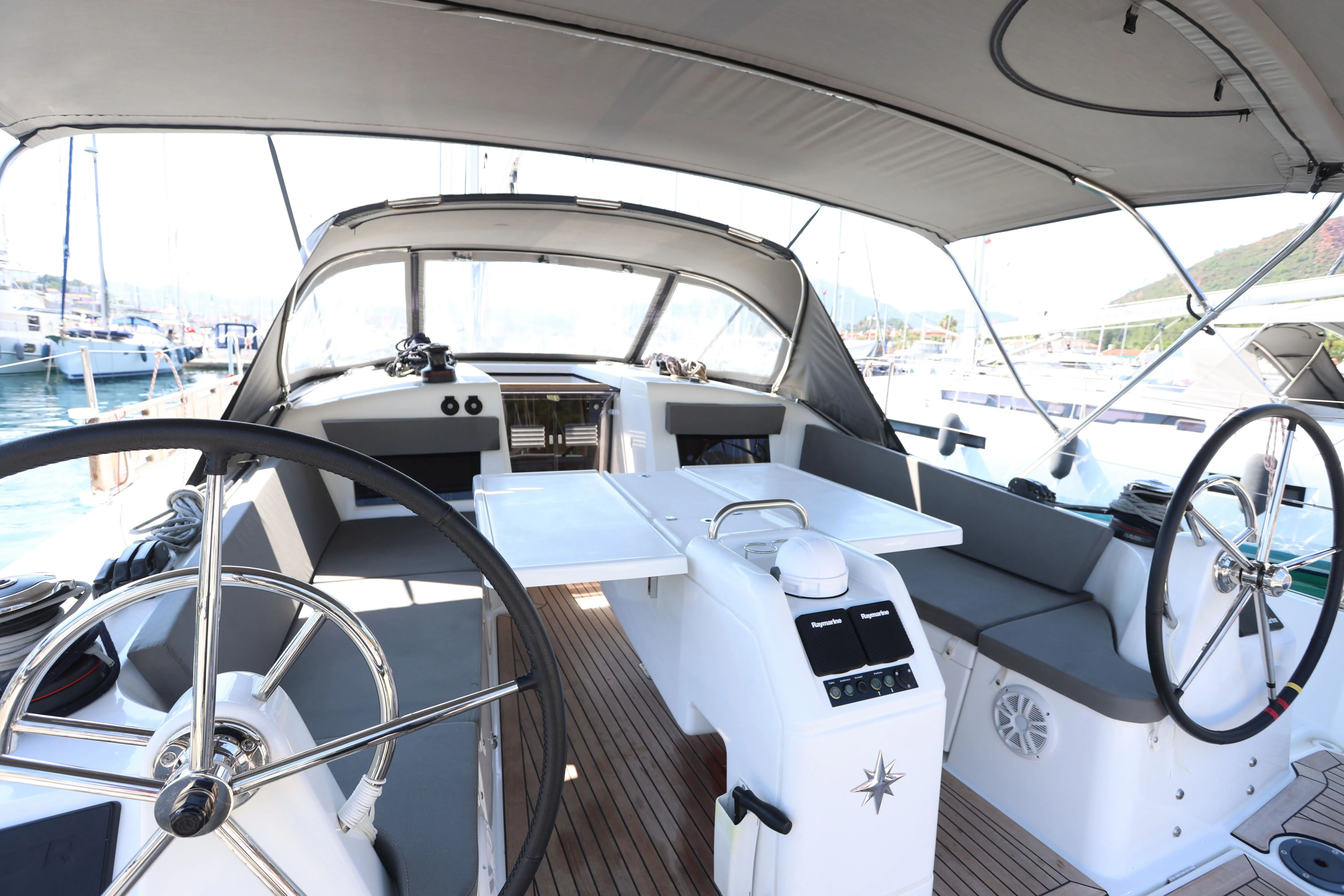 Чартер Sirius  2 - 4