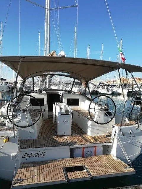 Spavalda Charter Boat