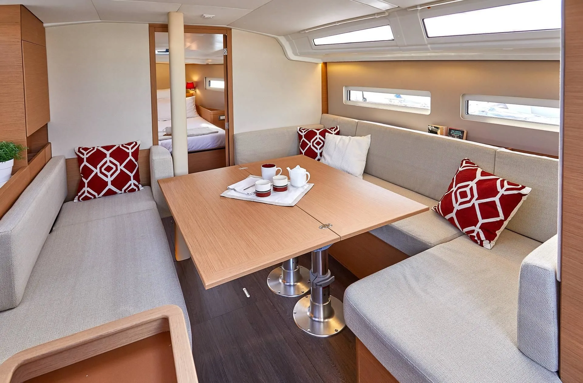 Sunsail 19 Charter Boat
