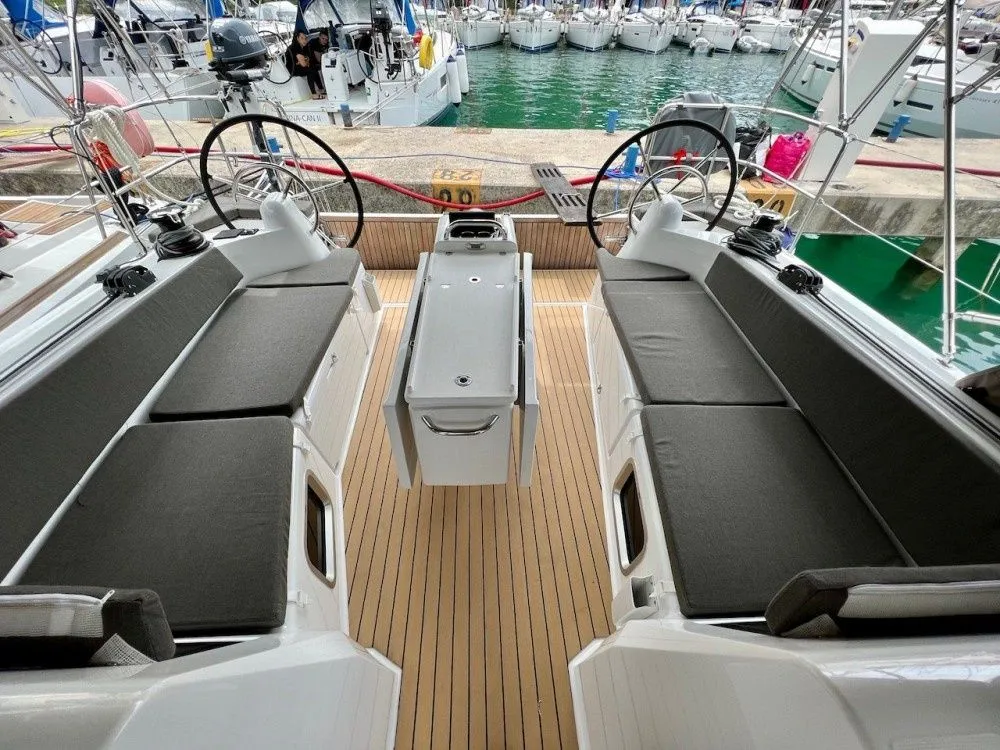 Thalia Mietboot - 4