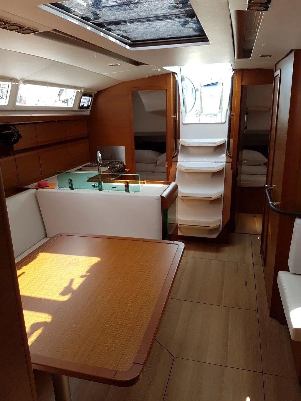 Jazz Charter Boat - 5