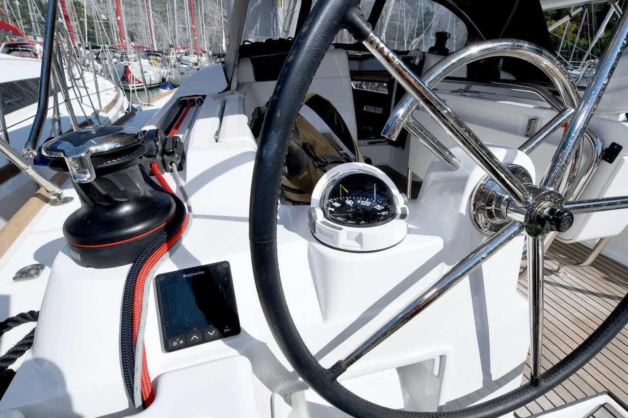 Kiss Kiss Charterboot - 4