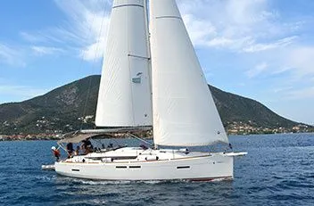 Rallou Charter Boat
