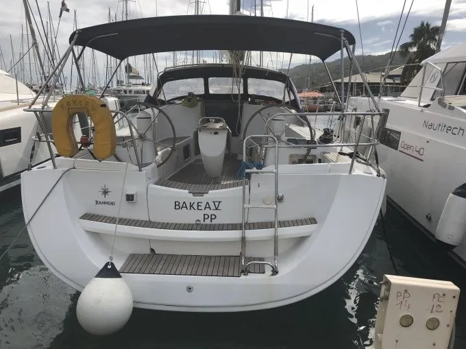12.59m Le Marin Sailing Yacht Hire