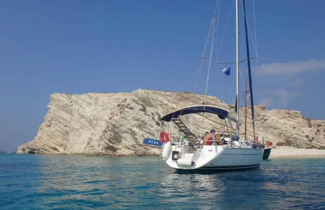 12.2m Chios Jeanneau Sun Odyssey 42 Hire