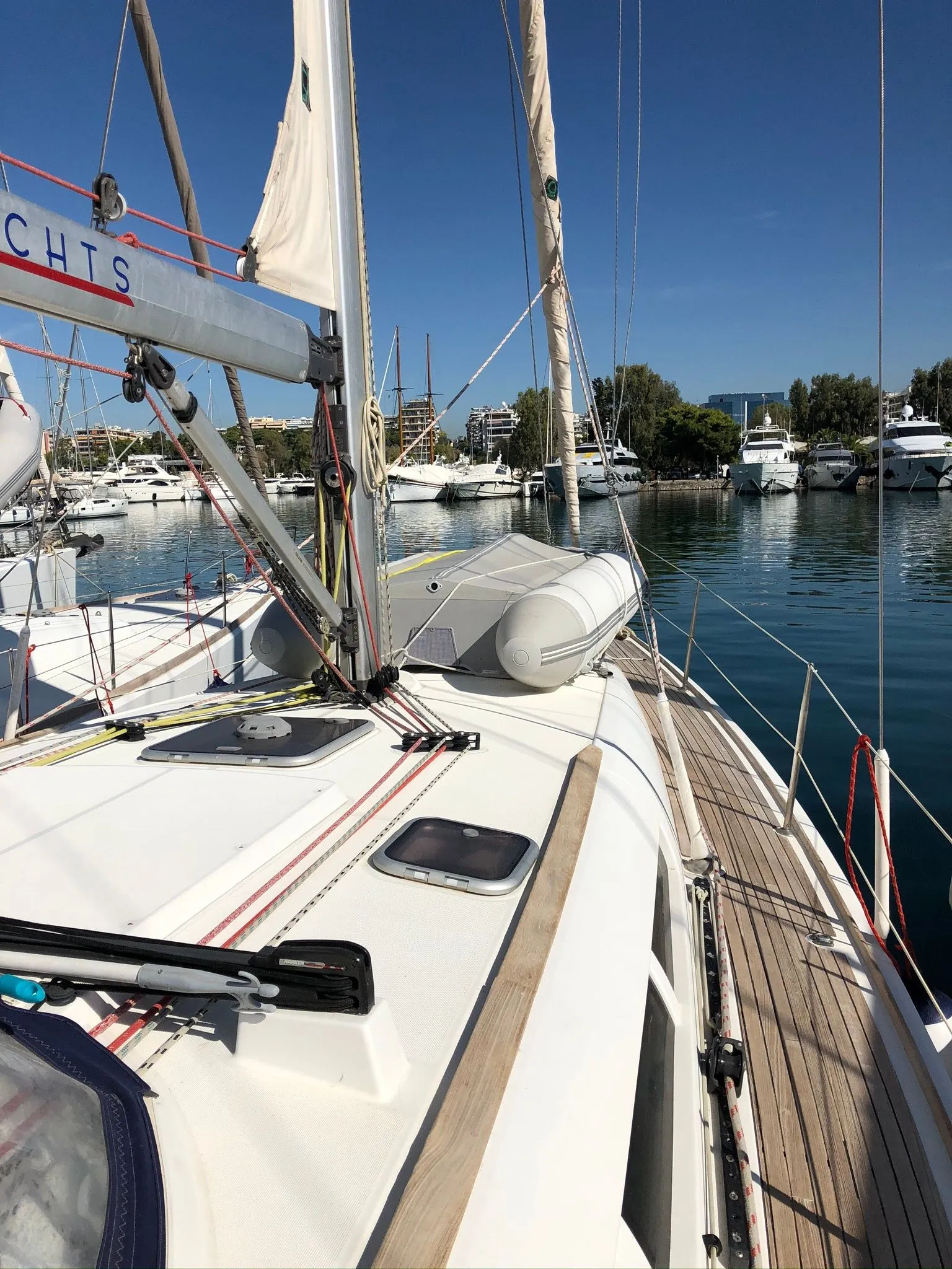 Mas Que Nada Charter Boat - 3