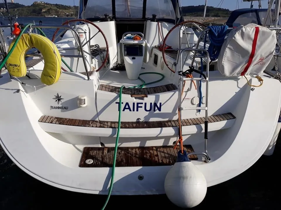 Taifun Kiralık Teknesi