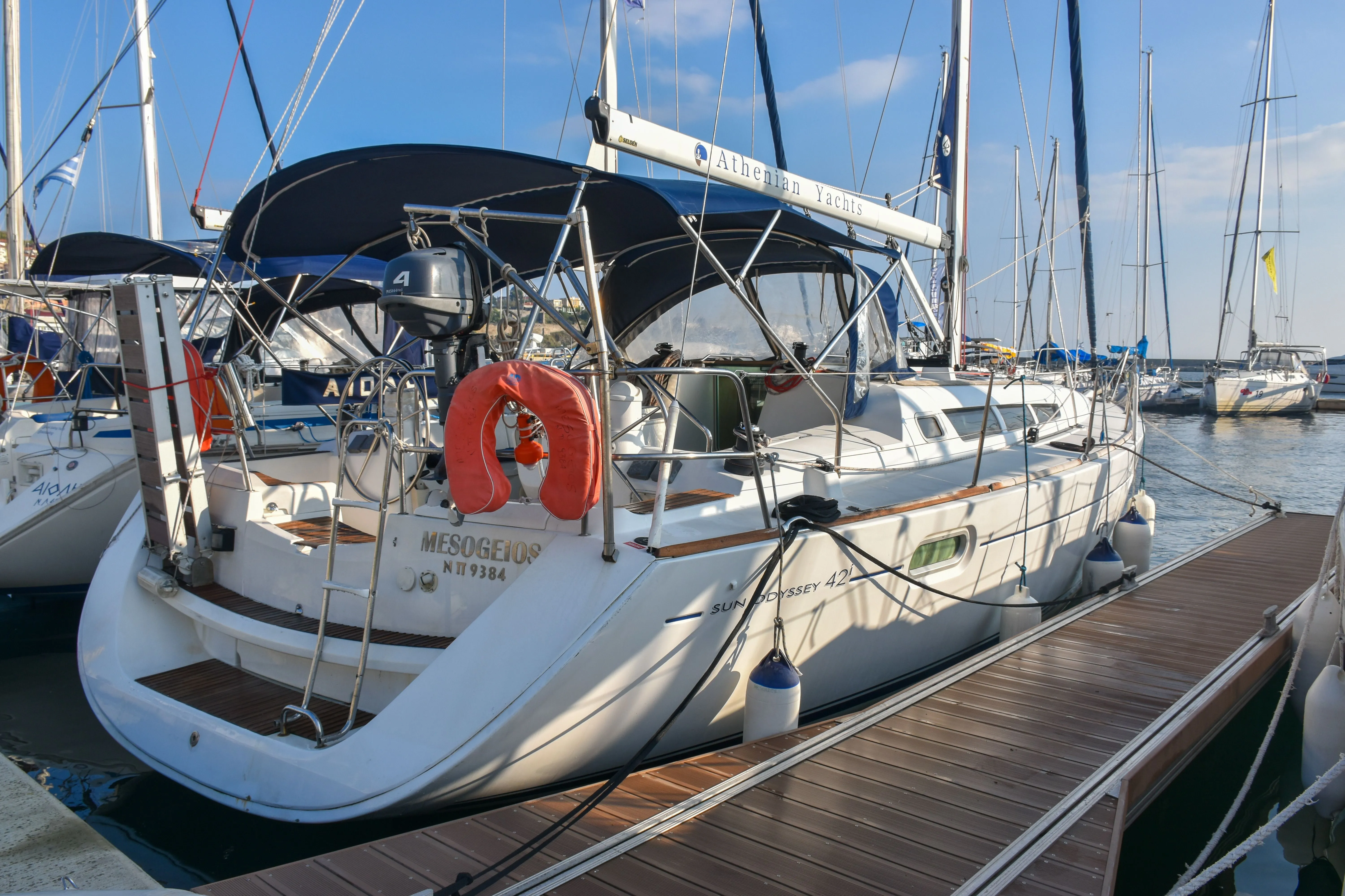 Rent a 12.85m Jeanneau Sun Odyssey 42 i in Kavala