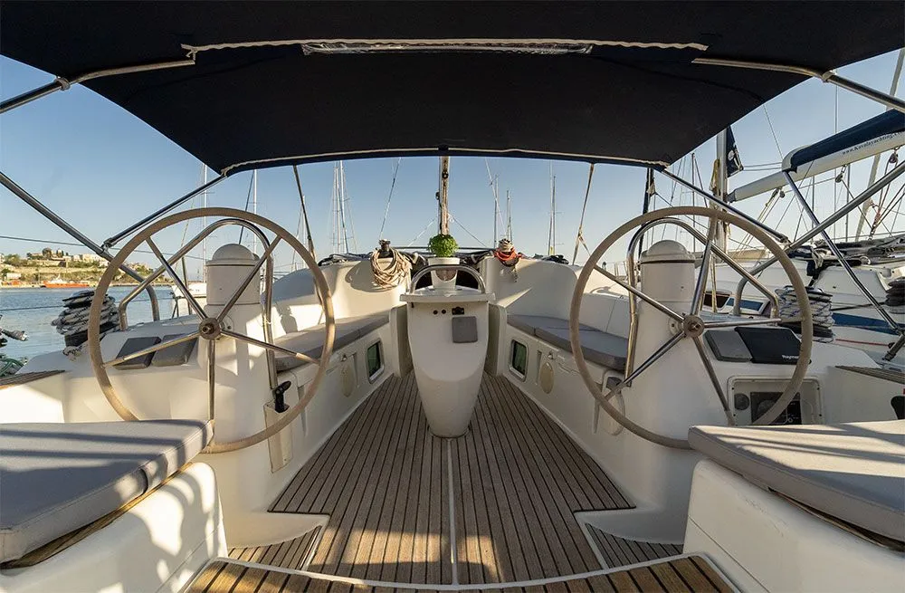 Rent a 12.85m Jeanneau Sun Odyssey 42 i in Kavala