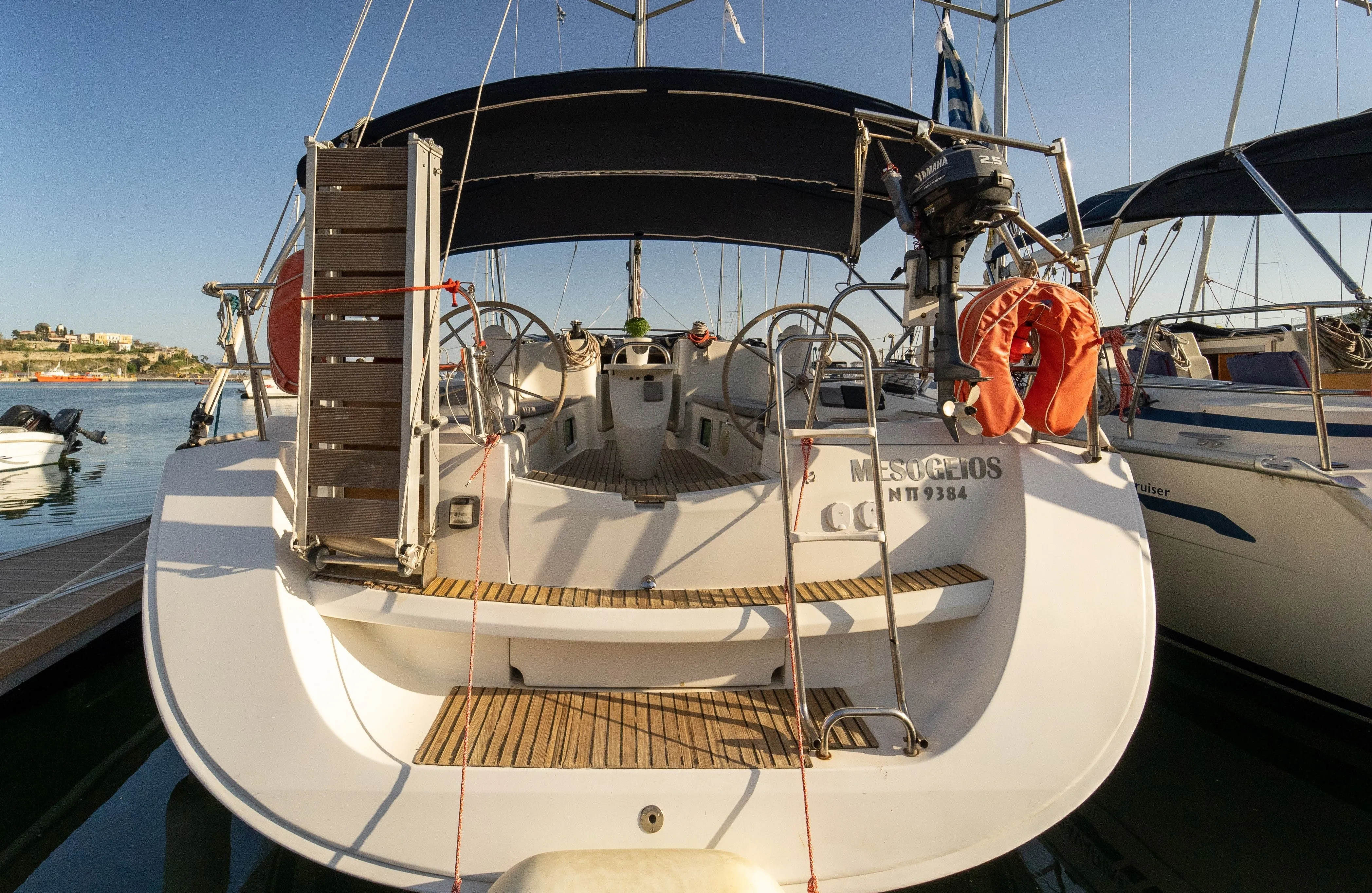 Rent a 12.85m Jeanneau Sun Odyssey 42 i in Kavala