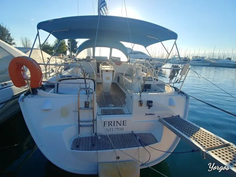13m Naousa Jeanneau Sun Odyssey 43 Hire