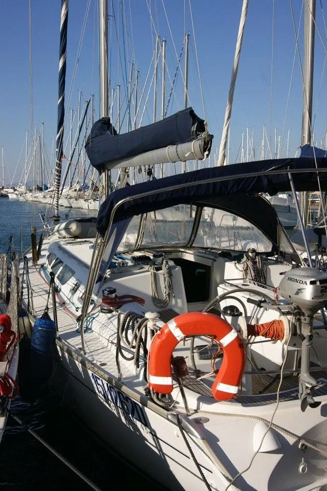 Rent a 13.21m Sailing Yacht Jeanneau Sun Odyssey 43 in Punta Ala