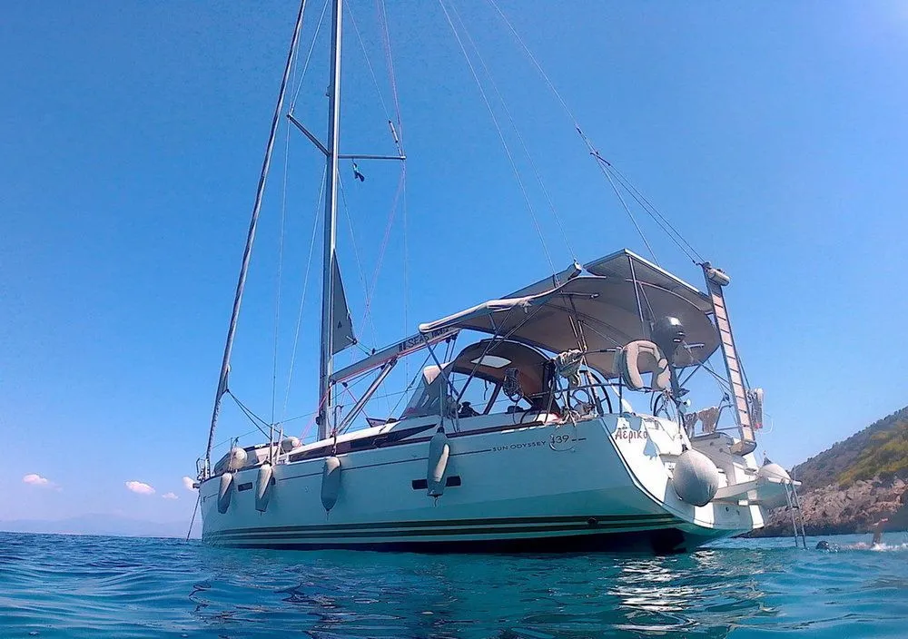 Aeriko Charter Boat - 4