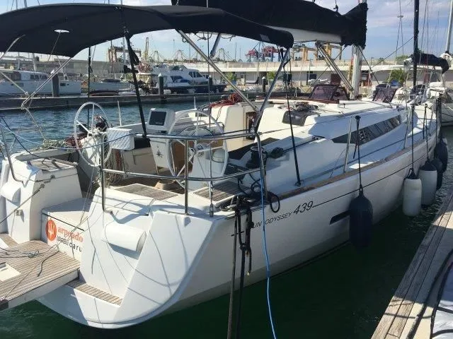 13.34m Valencia Jeanneau Sun Odyssey 439 Hire