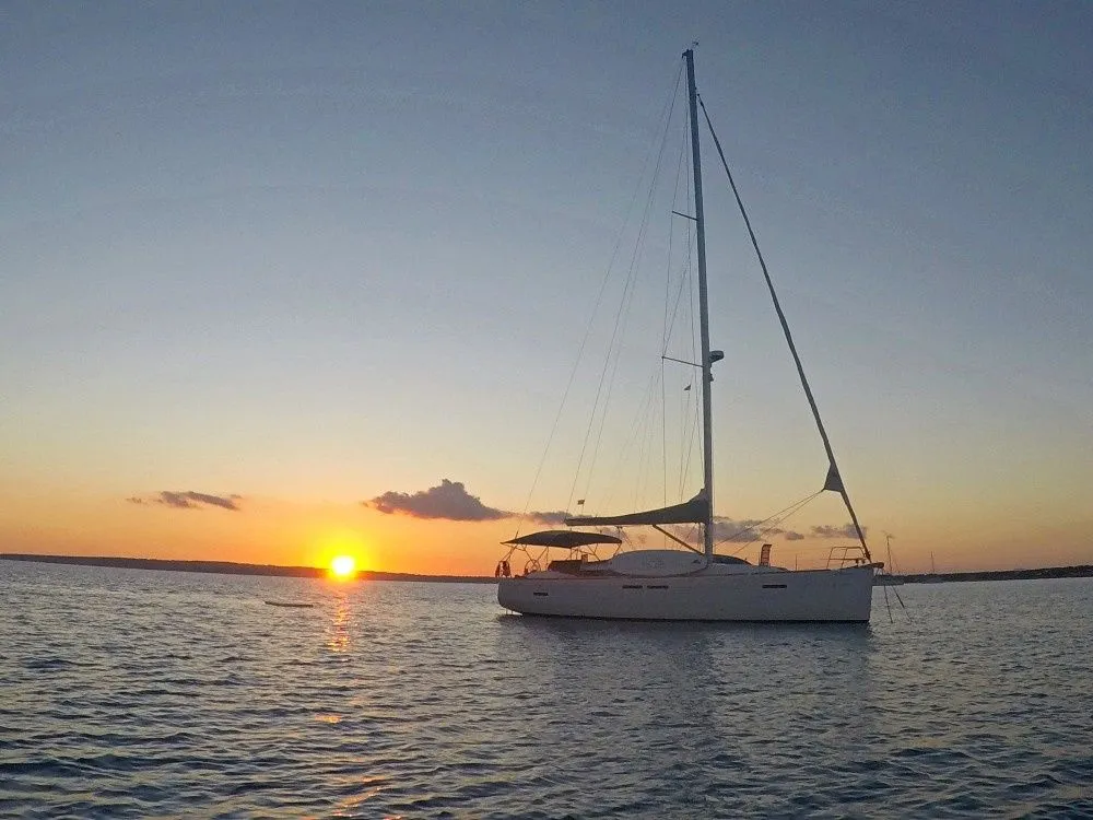 Esquitx Charter Boat