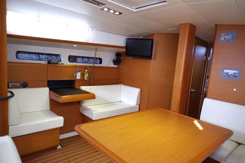 Iva Charter Boat