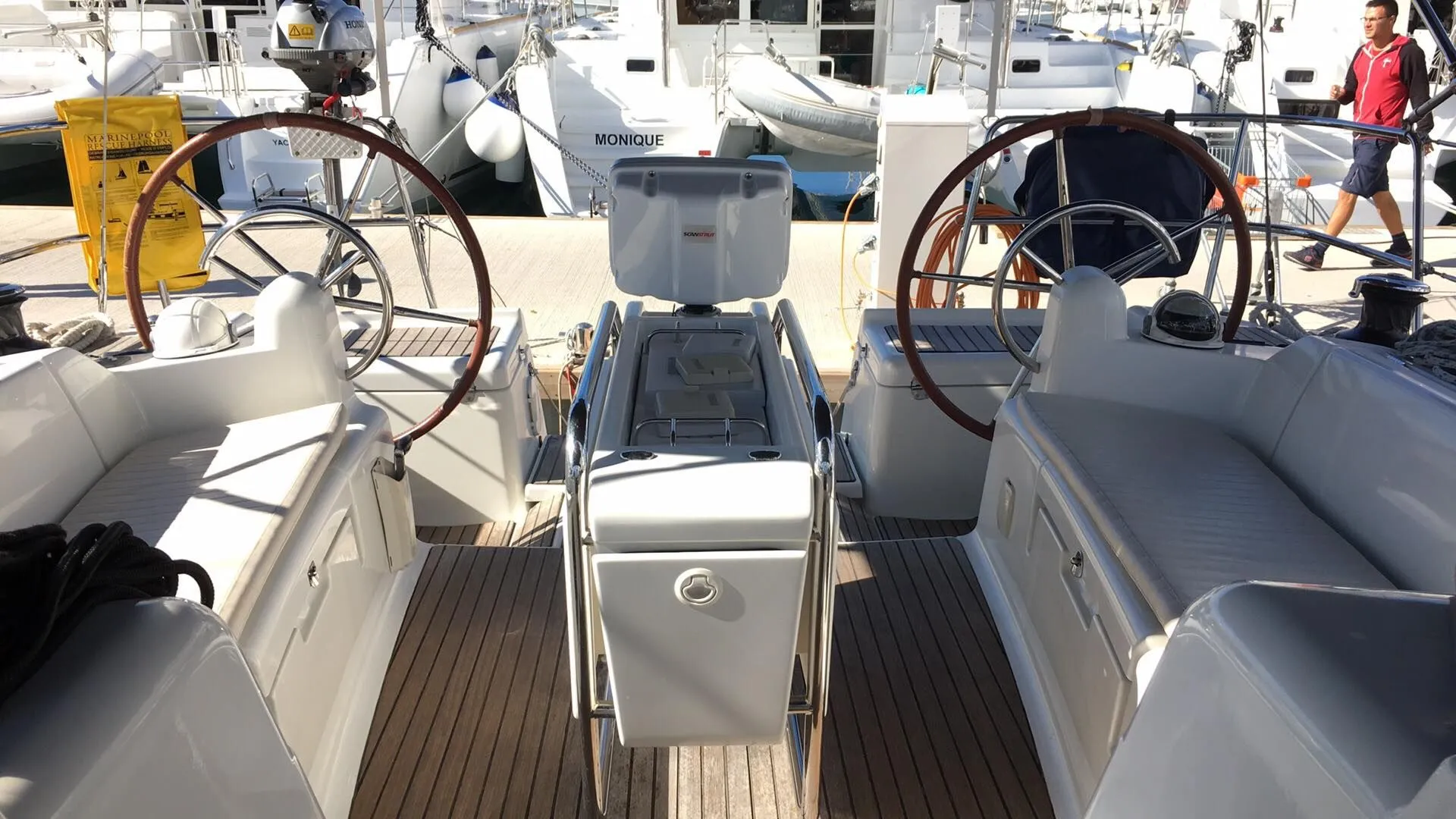 Kontiki лодка на прокат - 3