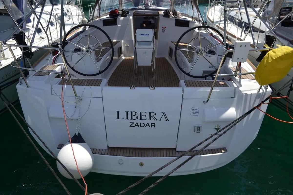 Libera Charter Boat - 5