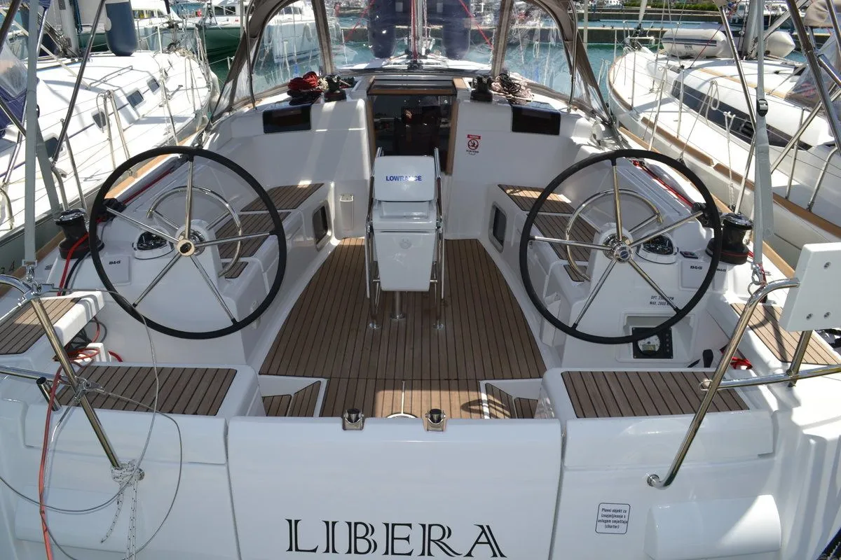 Libera Charter Boat - 4
