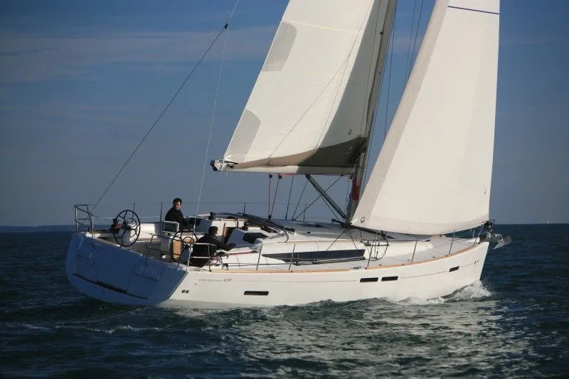 Utrillo Charter Boat