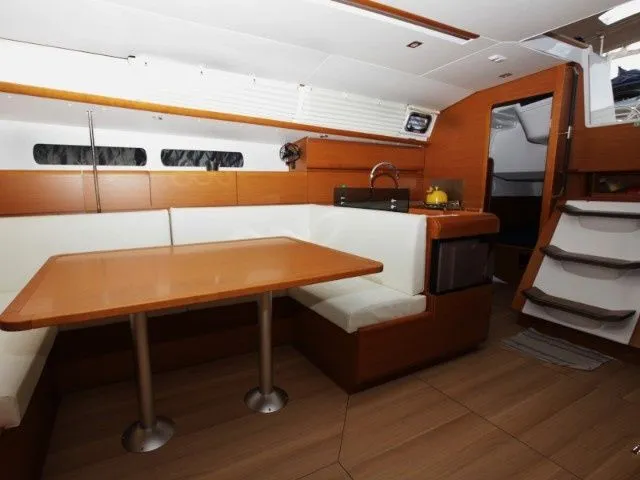 Vasco Charter Boat