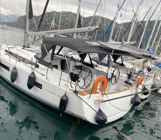 Чартер Apollonas - 5