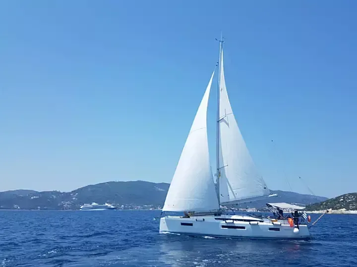 Чартер Celene - 4