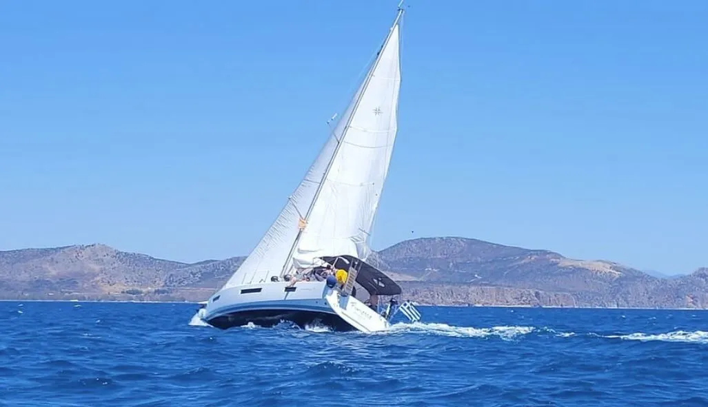 Finesse Charter Boat - 3