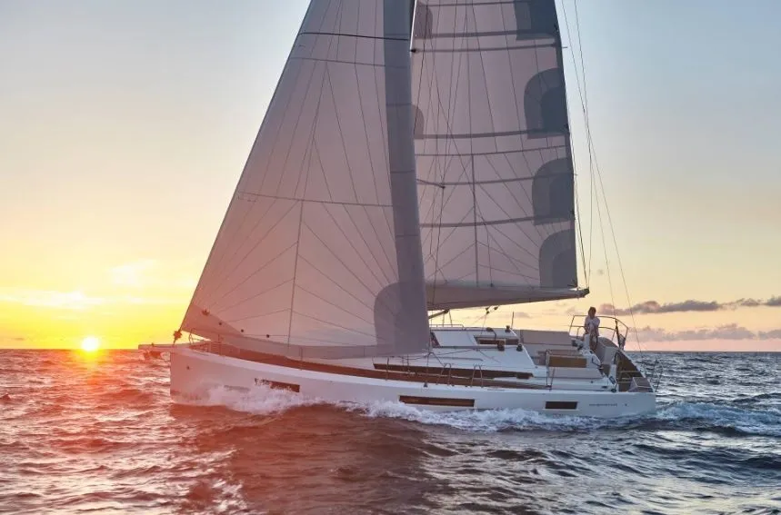 Iddu Charter Boat