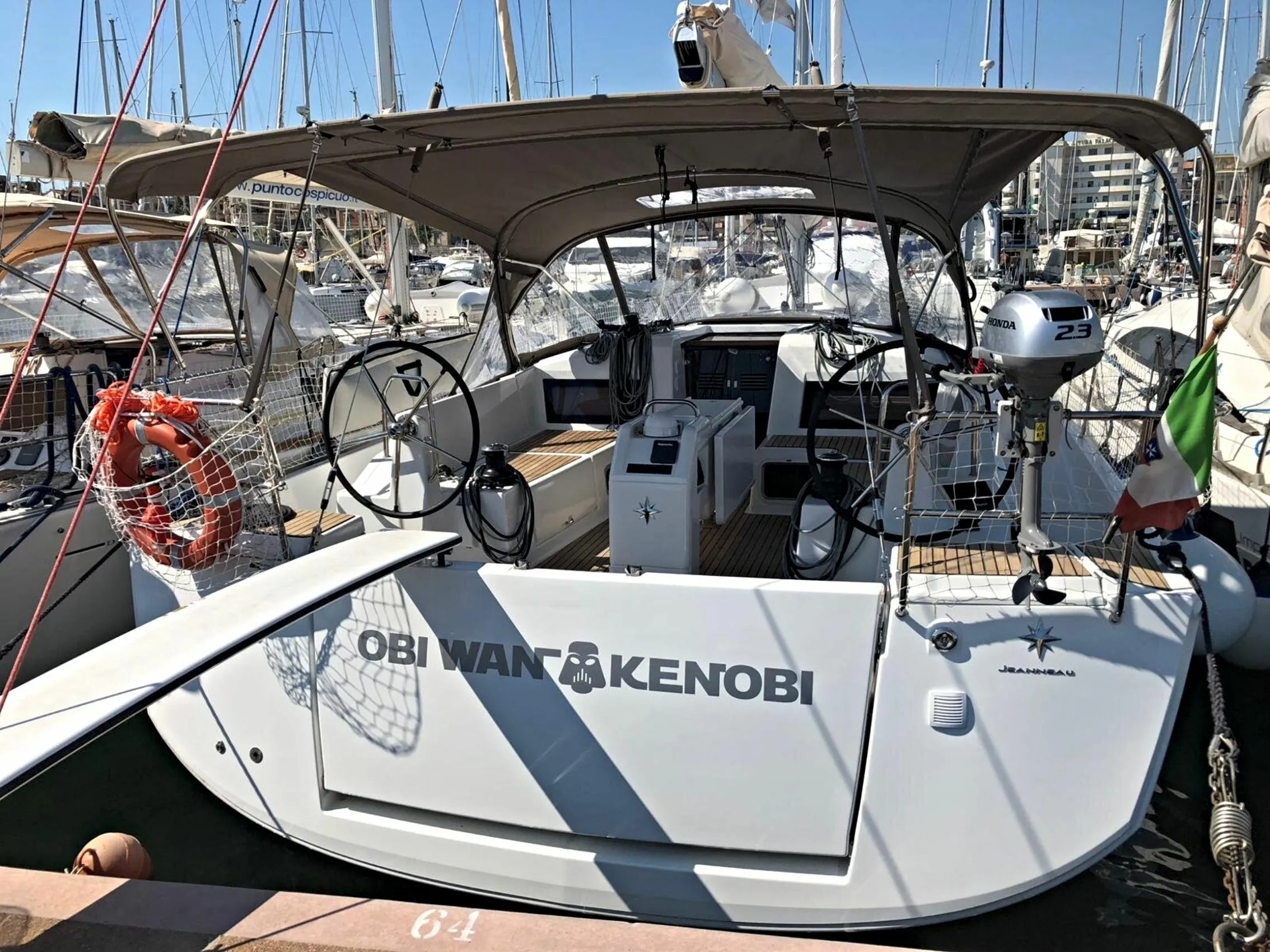 Rent a 13.39m Boat in La Maddalena