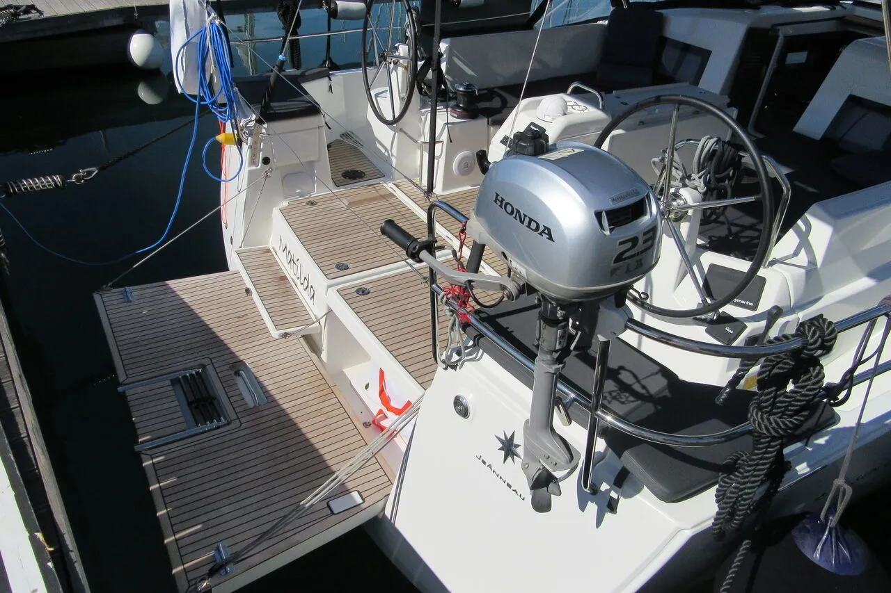 Matilda Charter Boat