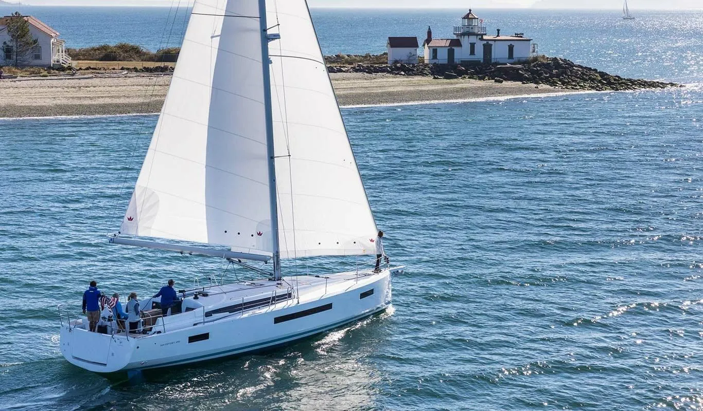 Rent a 13.39m Jeanneau Sun Odyssey 440 Sailing Yacht in Keramoti