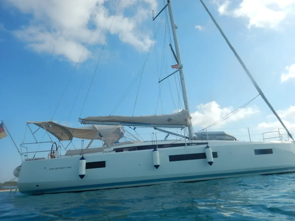 Чартер Rebelezza - 4