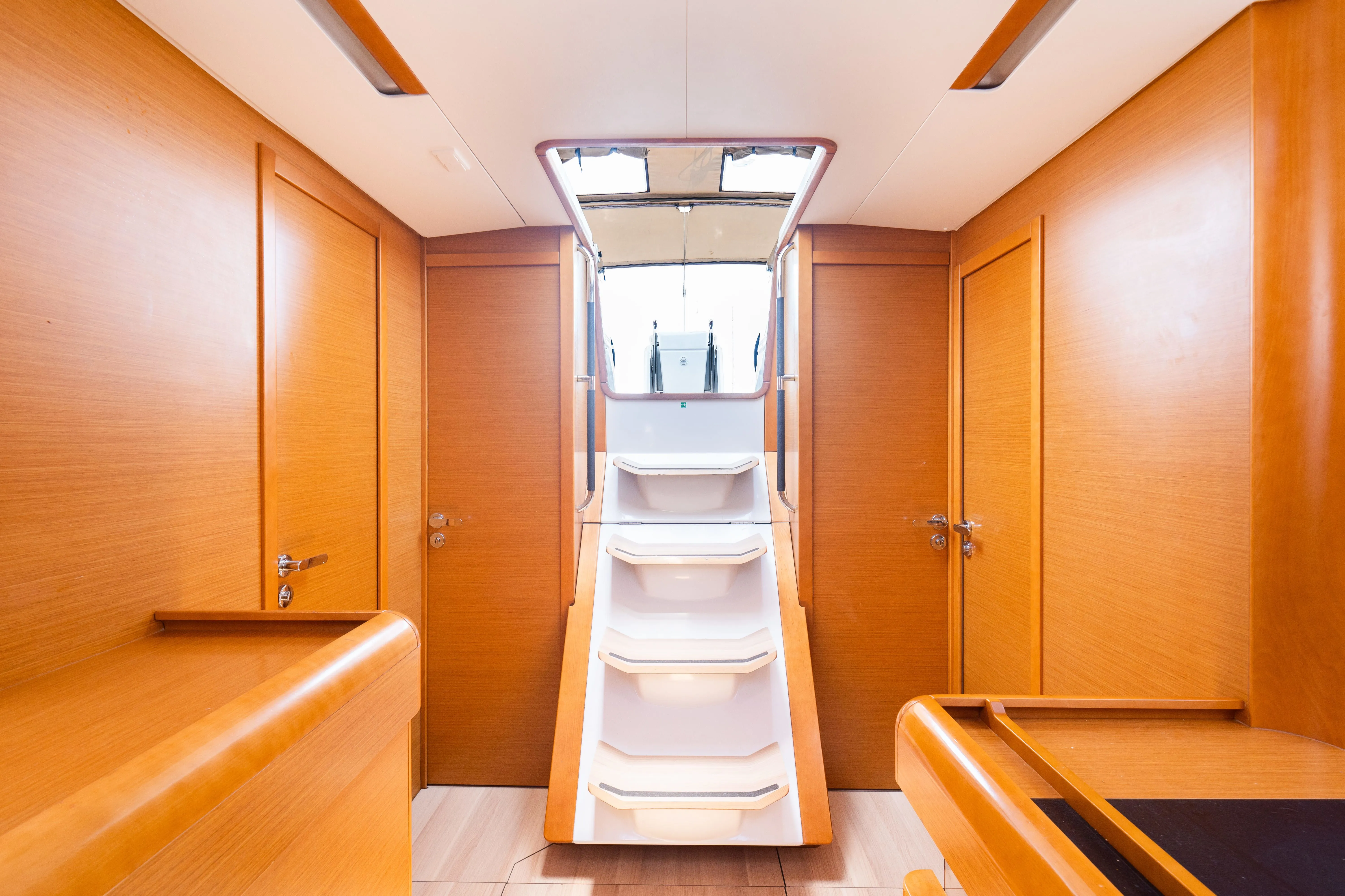 Чартер Simoun - 5