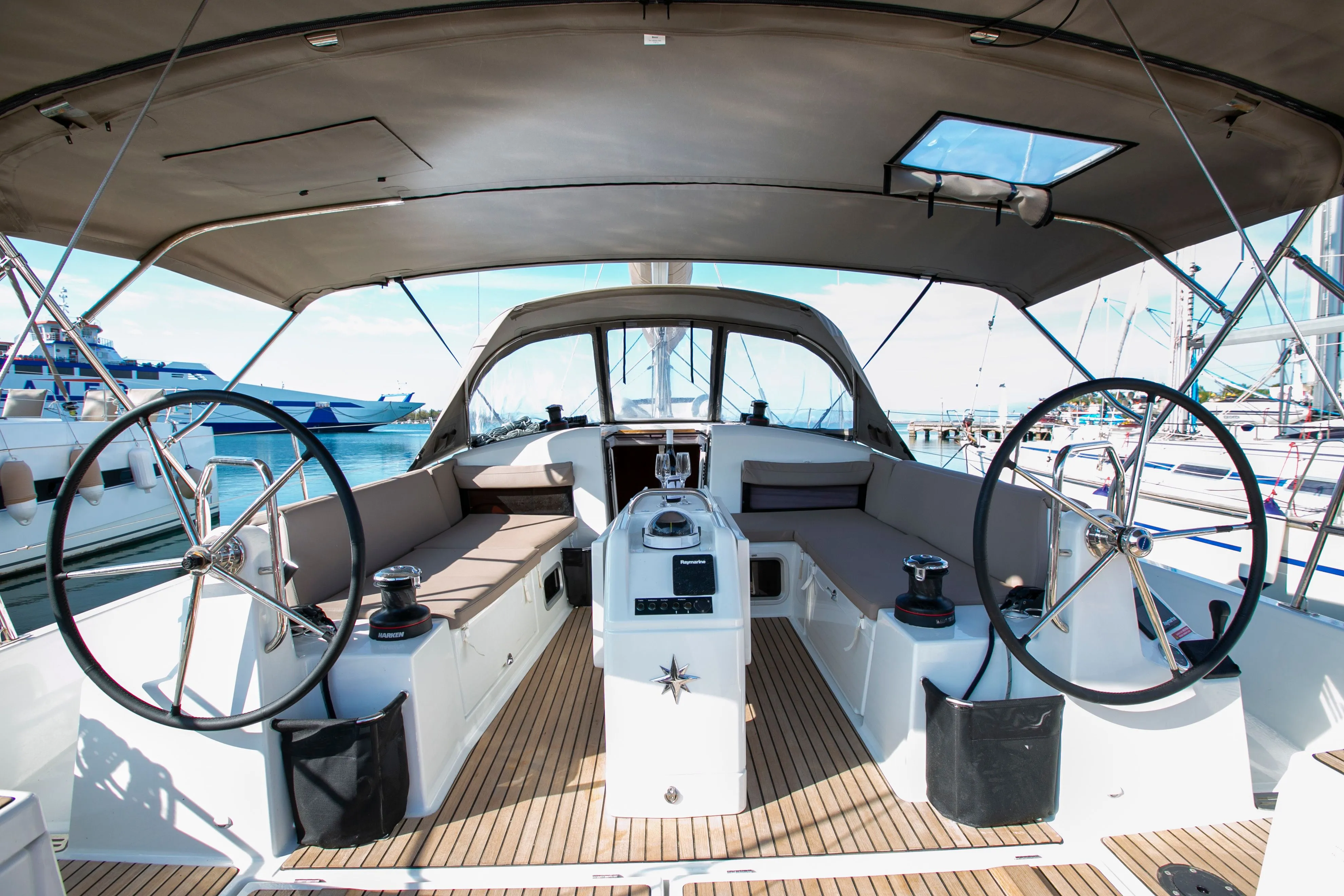 Tommy Kiralık Teknesi - 4