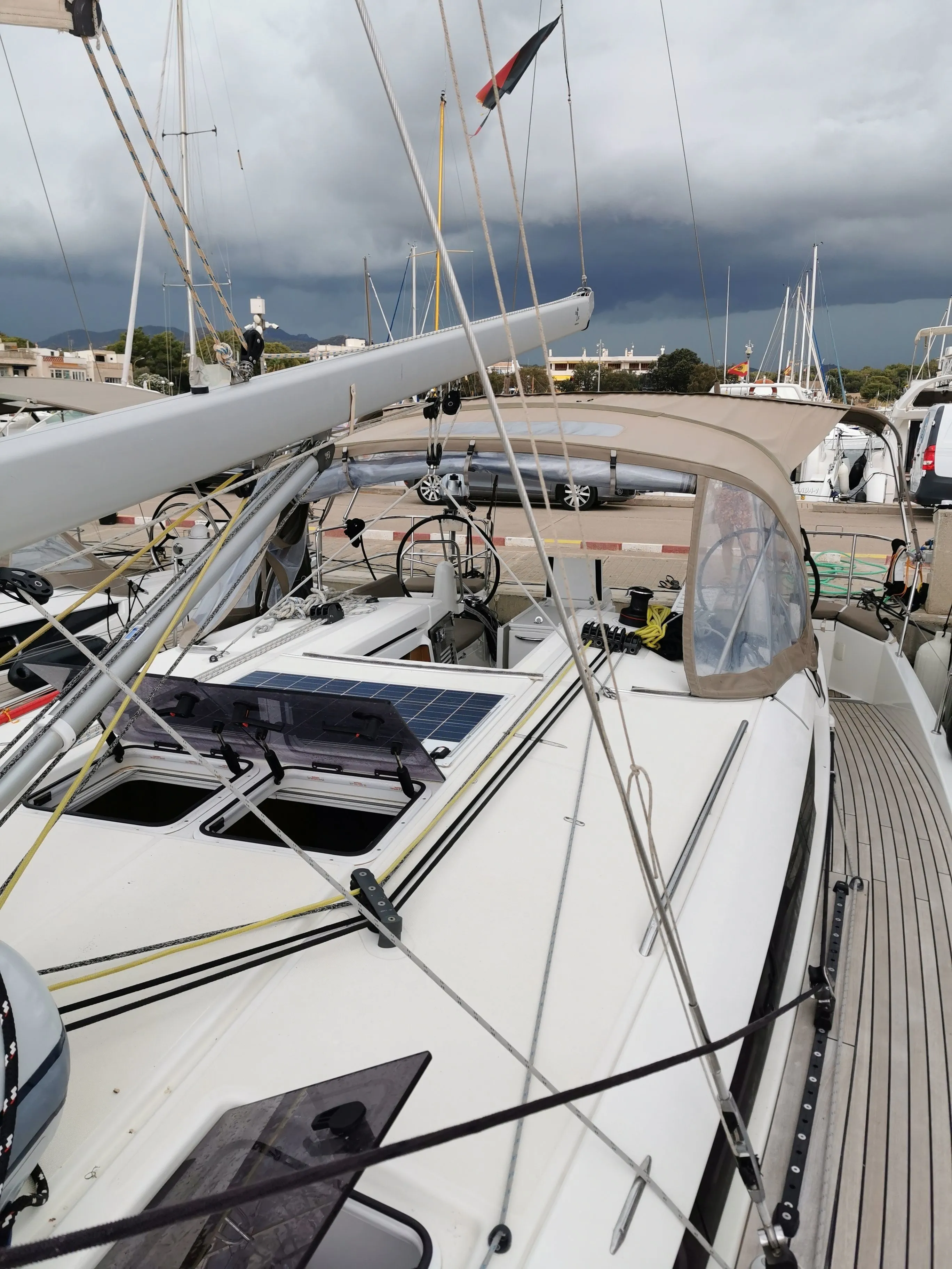 Чартер UwElli - 3