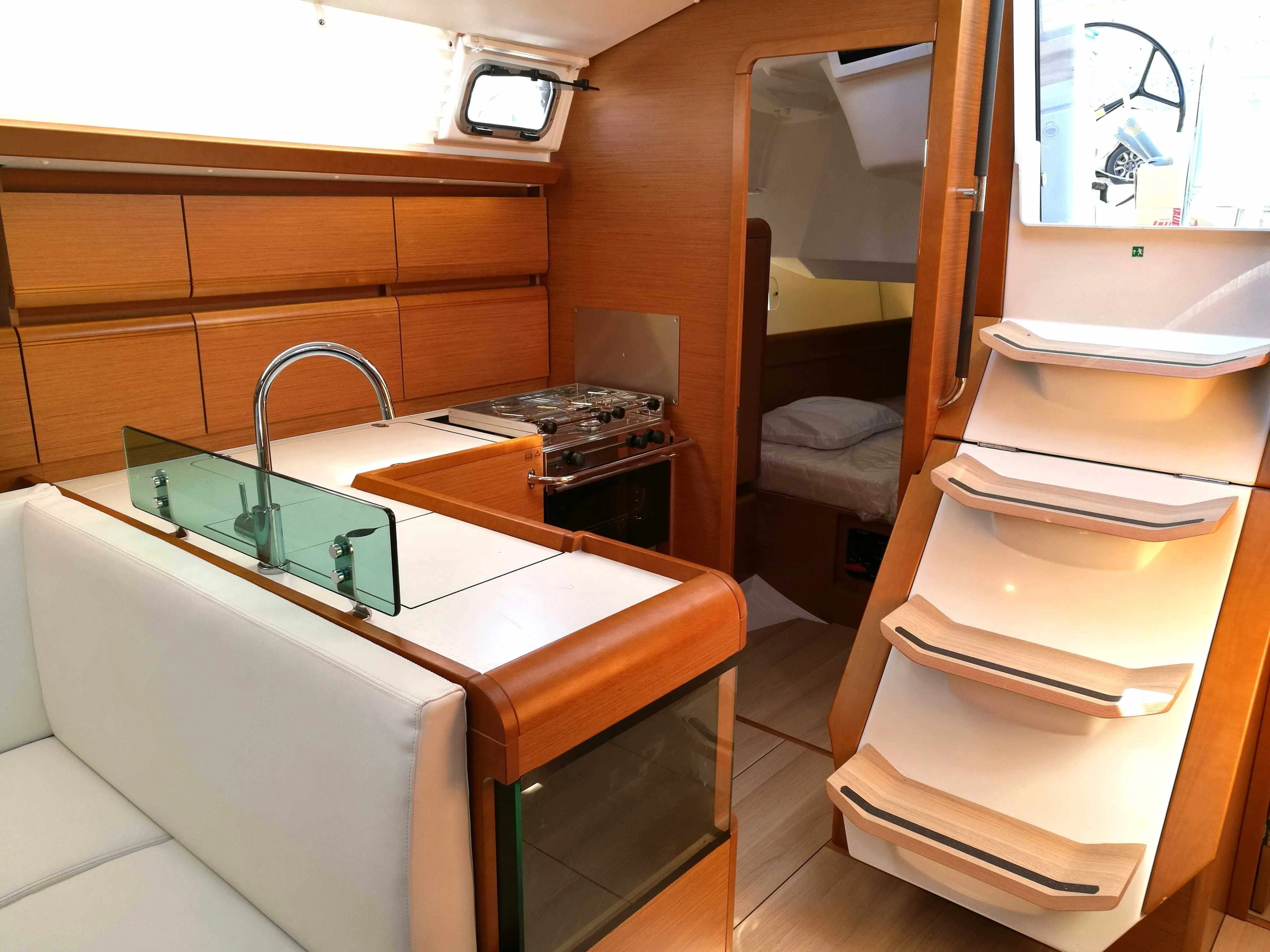 Arisaghia Charter Boat