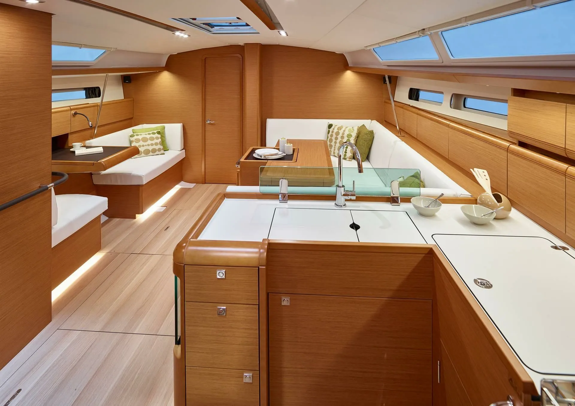 Nizza Charter Boat