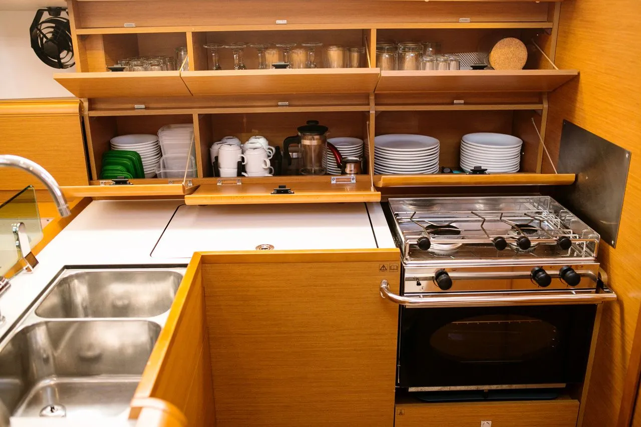 Charlie Kiralık Teknesi - 3