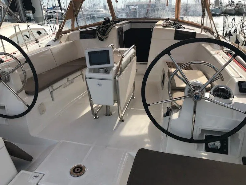 Sicily Charter Boat - 4