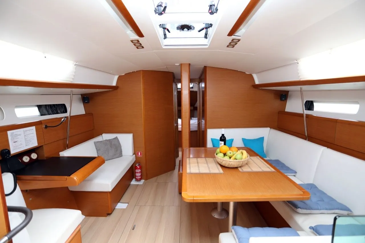 Una Bella Ria Charterboot - 5