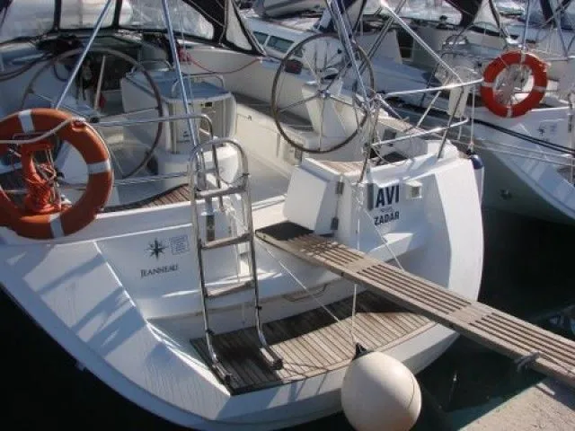 Avi Kiralık Teknesi - 3