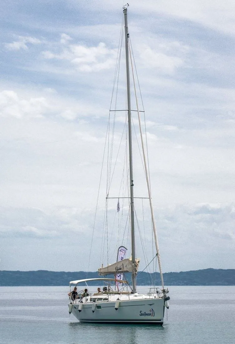 Elpida Charterboot - 3