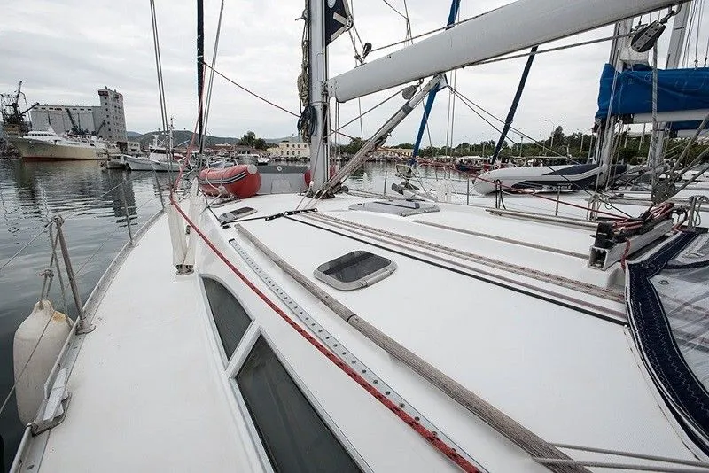 Iole Charterboot - 5