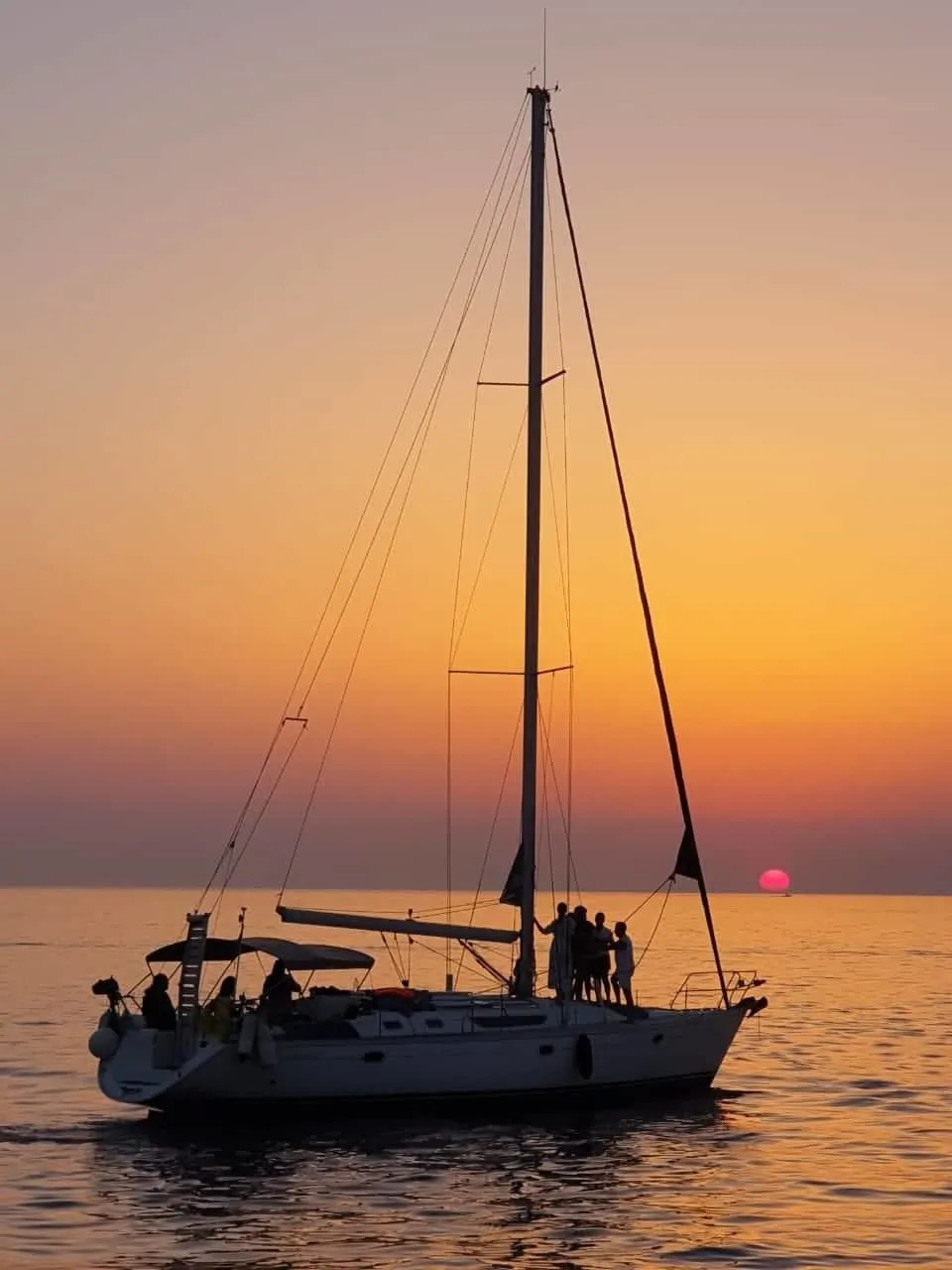 Charter a 13.8m Jeanneau Sun Odyssey 45 Sailing Yacht in Mykonos City
