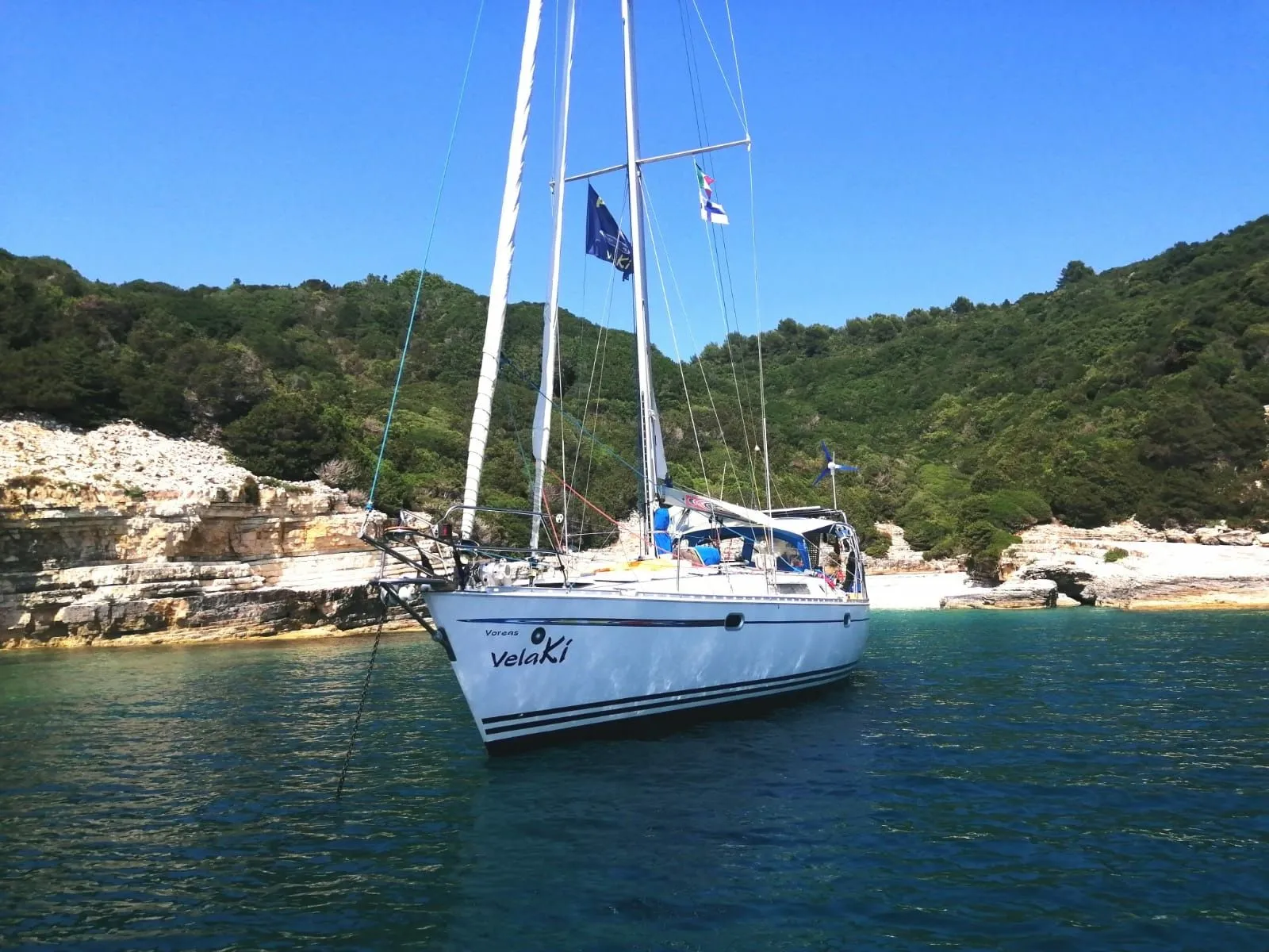 Explore Sami on a 14m Jeanneau Sun Odyssey 45 Sailing Yacht Rental