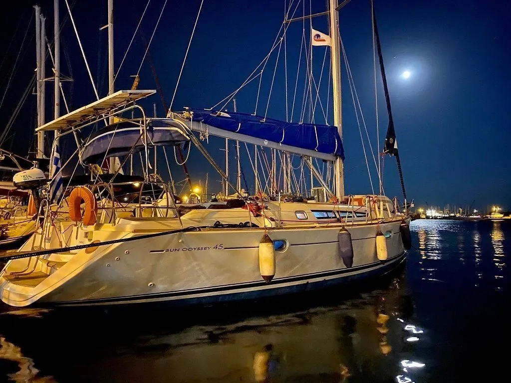 13.72m Neos Marmaras Sailing Yacht Hire