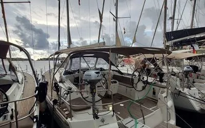 Charter a 14.05m Jeanneau Sun Odyssey 469 in San Miguel de Abona