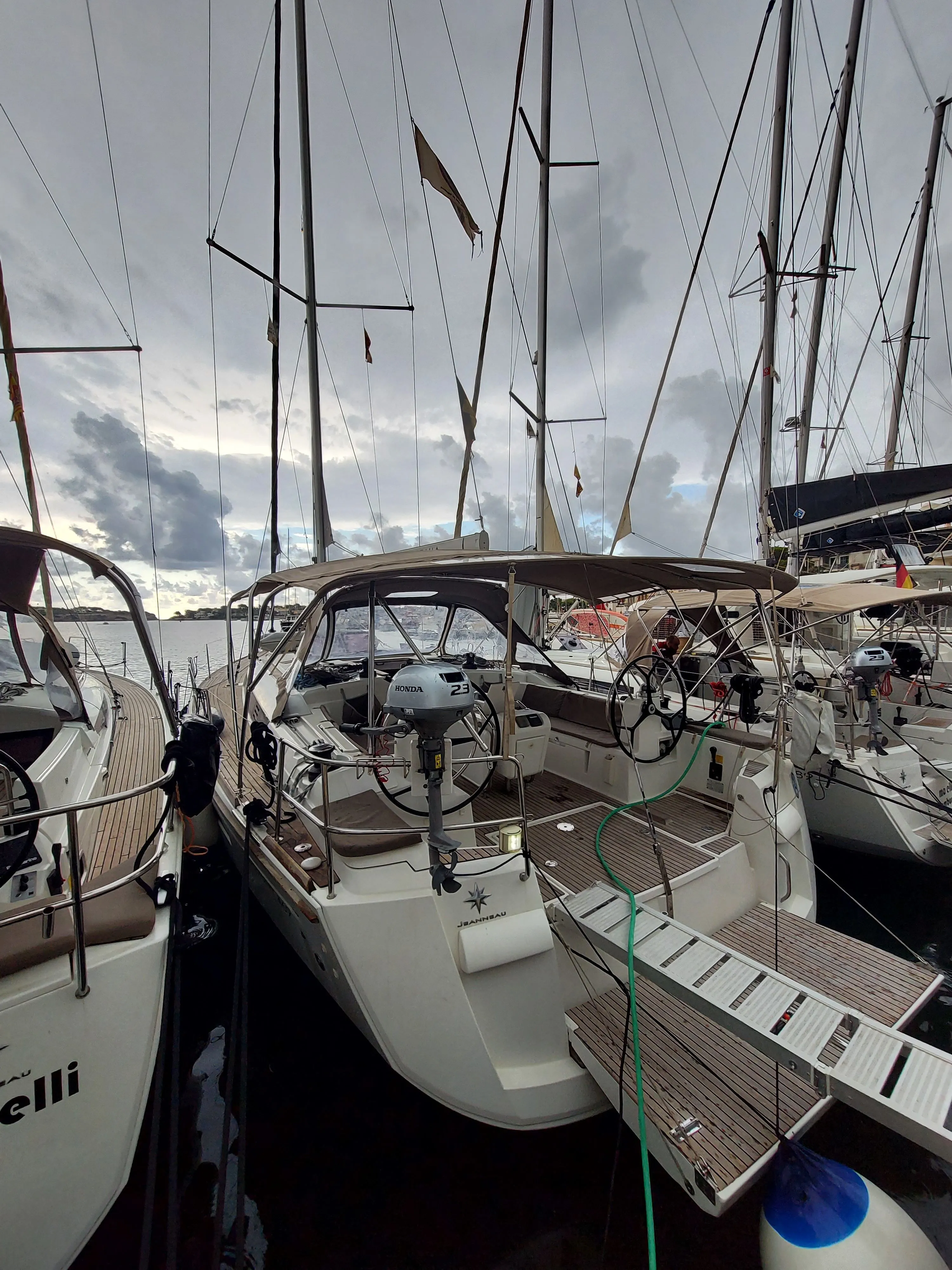 Чартер Nomia - 4